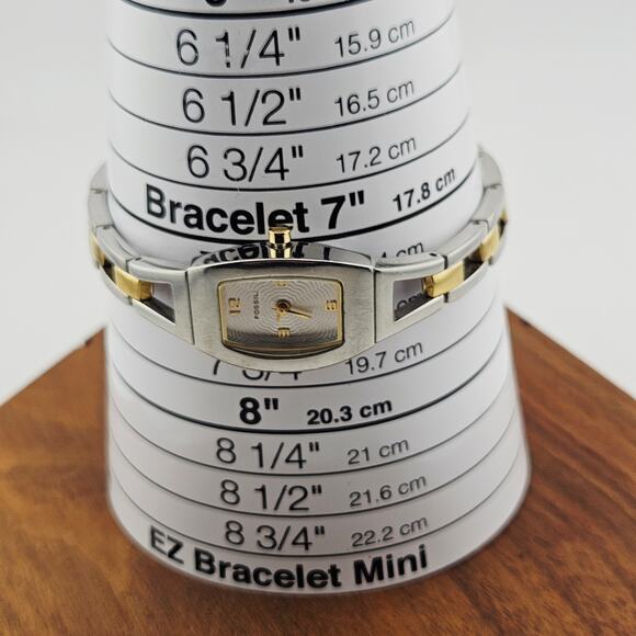 Fossil Women's Silver Tone Bracelet Watch Chunky Link Minimalist ES-9382 - Picture 7 of 7